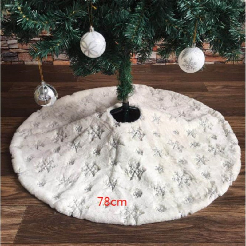 White Flannel Embroidered Snowflake Christmas Tree Skirt
