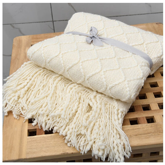Inya Chunky Knit Blanket